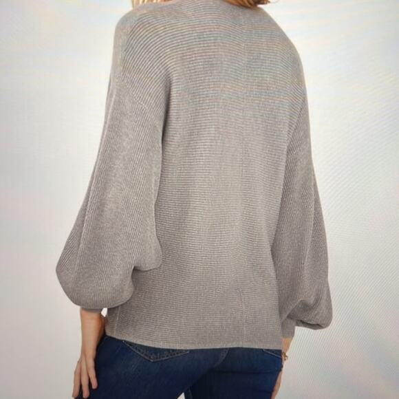 1. State New Women's V Neck Balloon Sleeve Rib Knit Pullover Sweater Gray Medium - Picture 2 of 9